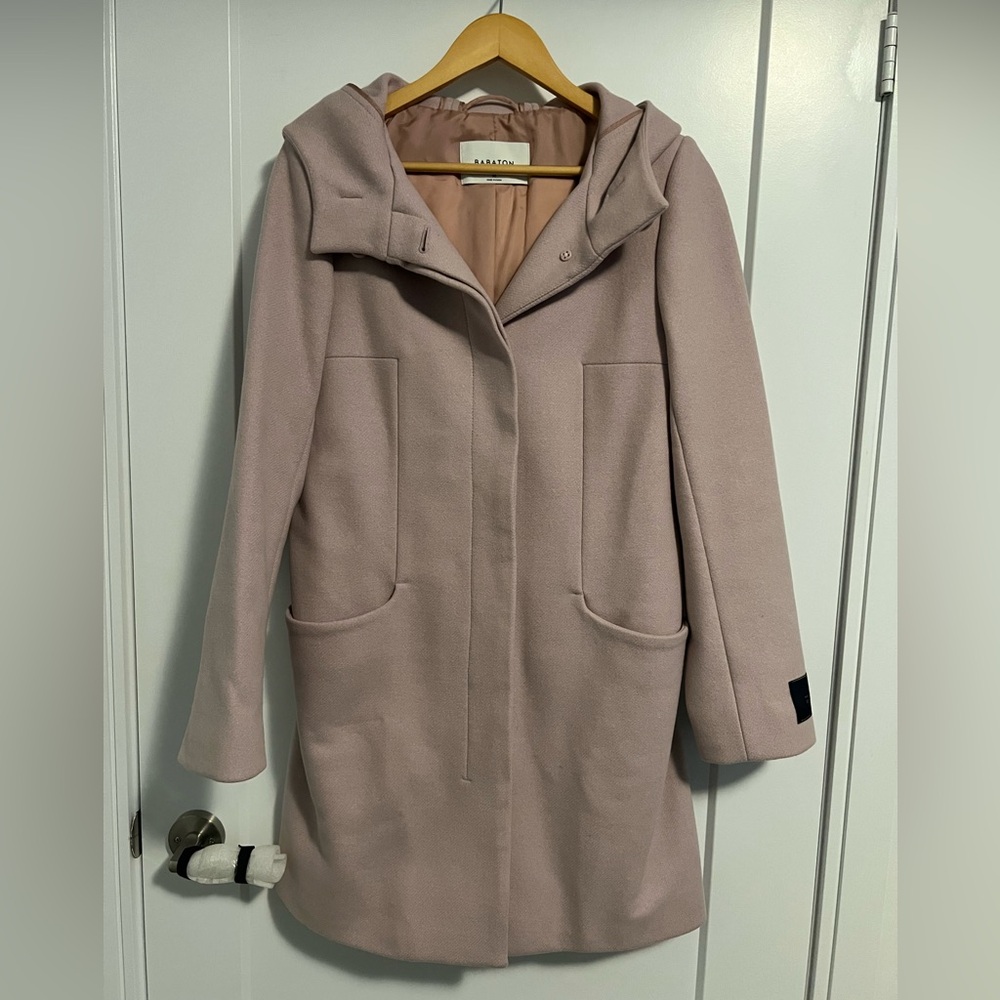 Babaton Pearce Coat. Size: M. Colour: Pink.